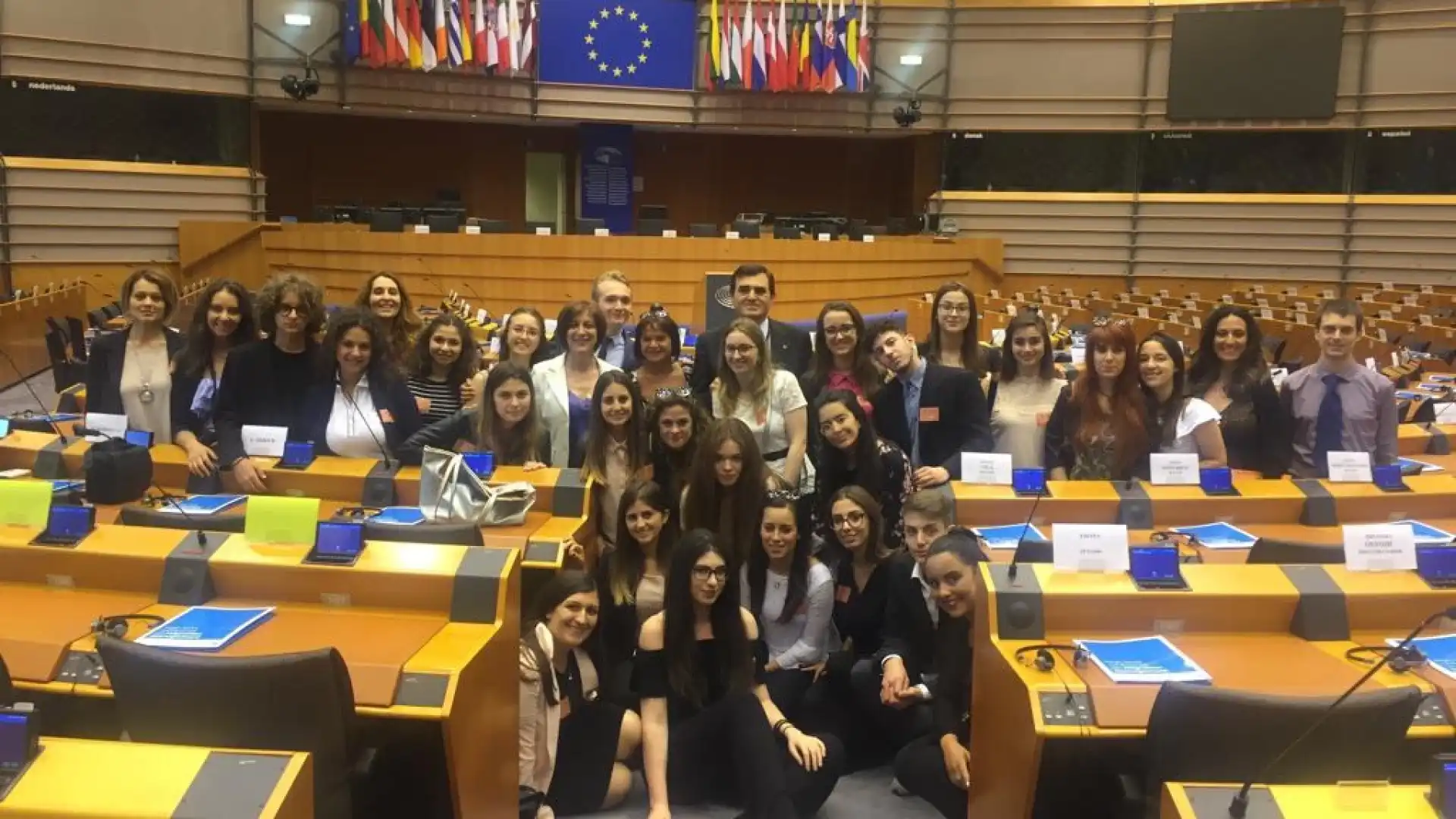 Concorso scolastico per l’anno Europeo dei giovani. Viaggio premio per gli studenti molisani. L’iniziativa promossa dall’onorevole Aldo Patriciello.